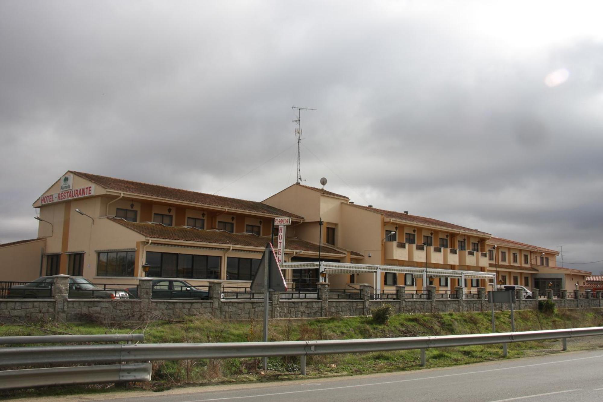 אלבה דה טורמס Hotel Alameda מראה חיצוני תמונה